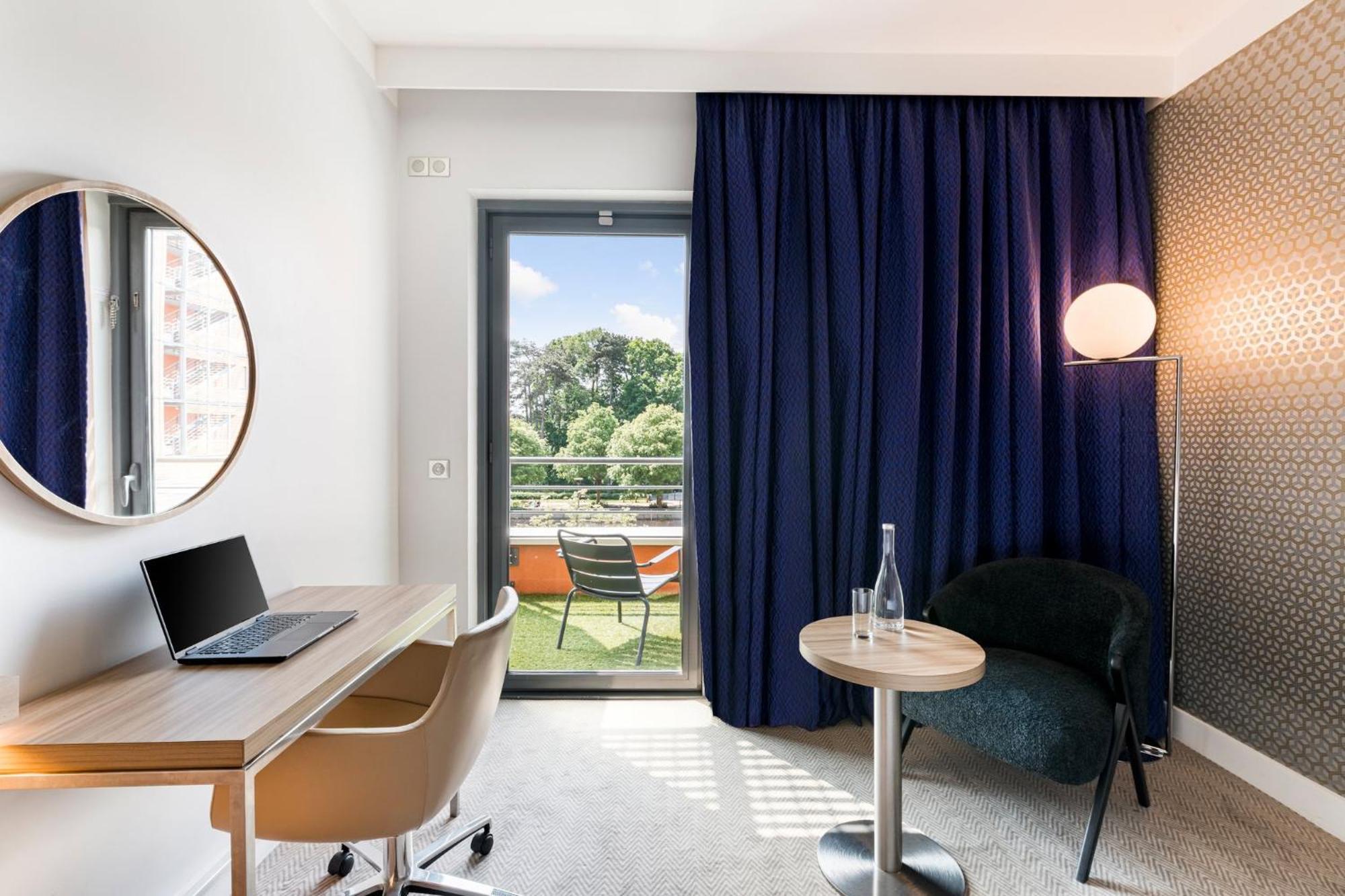 Premium King Room Balcony